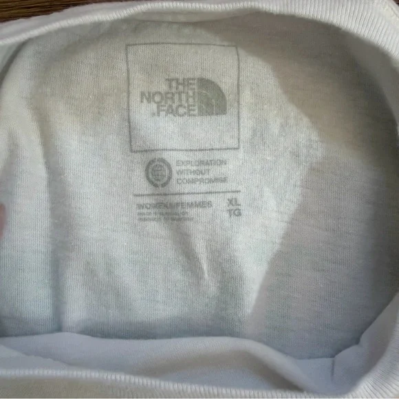 The North‎ Face Cream T-Shirt XLarge Nature is Magic Graphic - Picture 7 of 10